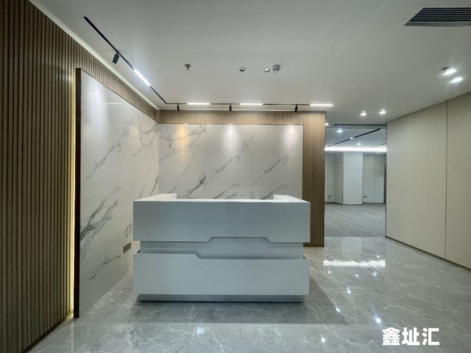 福田地铁口写字楼出租，298平米，租金：98元/平米