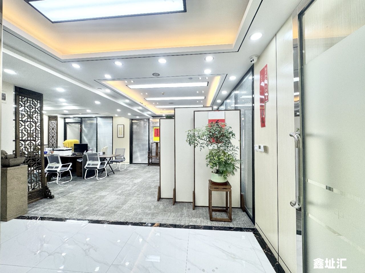 福田卓越大厦写字楼出租｜358㎡西南向高性价比房源