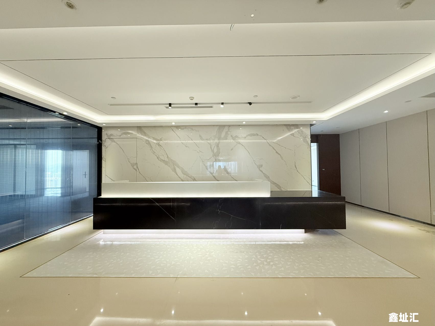 深圳地标・京基 100 A 座 3007.04㎡整层全景办公 业主直租