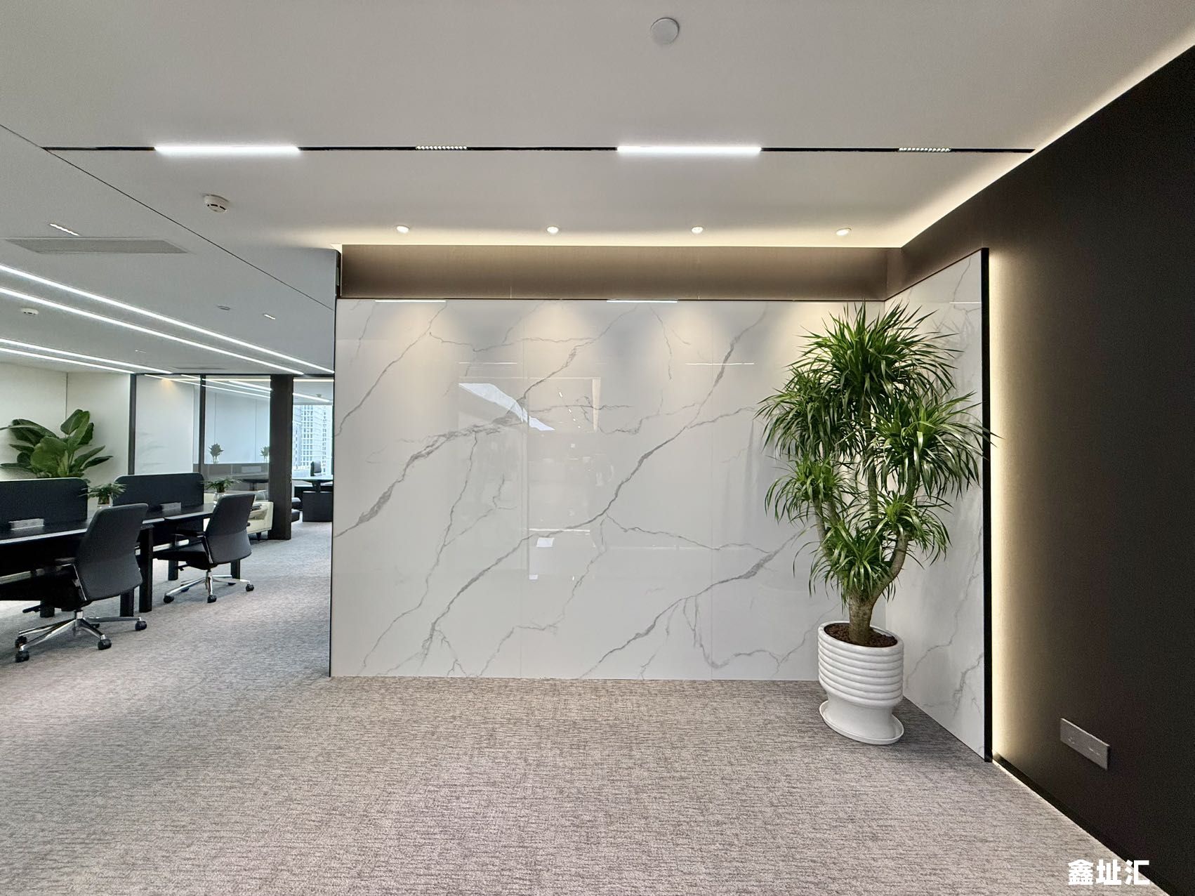 芒果网大厦写字楼出租，芒果网大厦办公室出租，带精装修出租