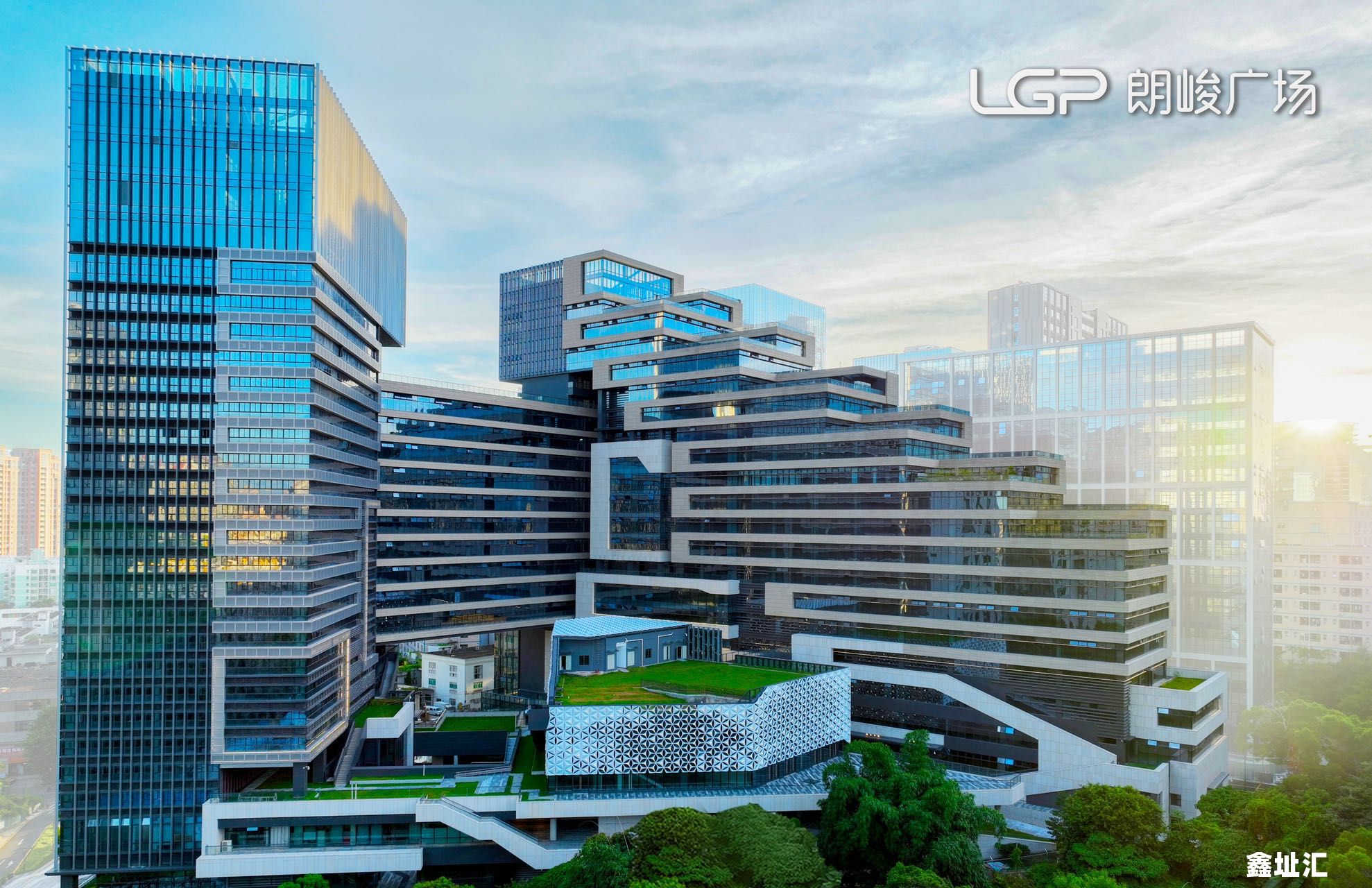 朗峻广场