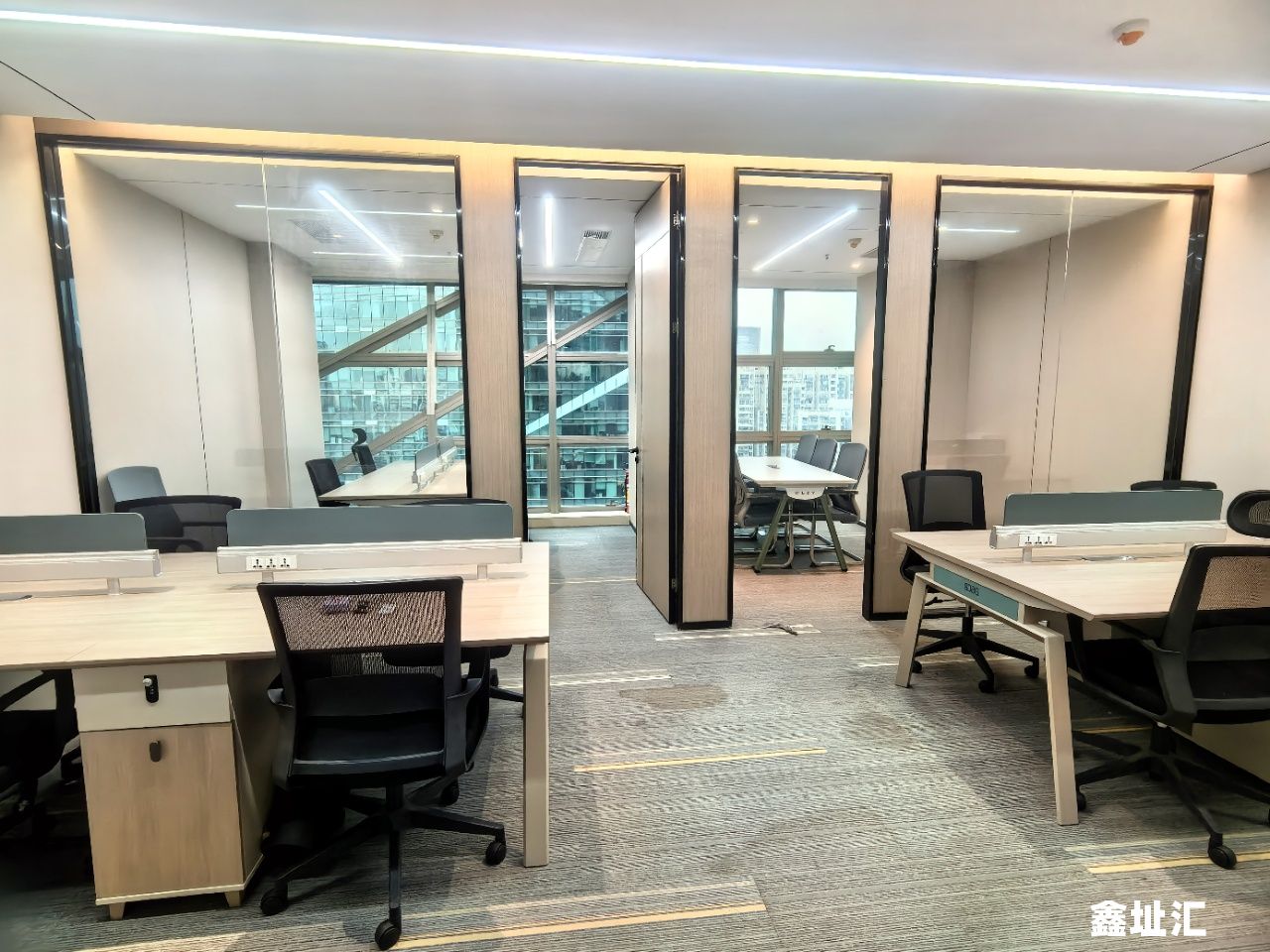 卓越世纪中心 3 号楼 - 159㎡办公室出租 - 特价 88 元 /㎡