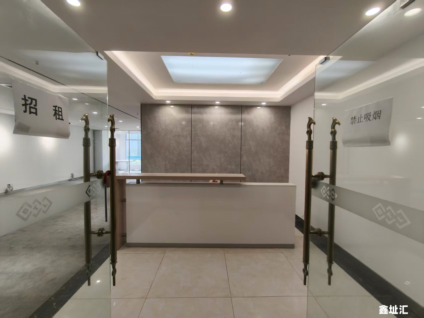 福田地铁口卓越大厦，3+1隔间，业主直租