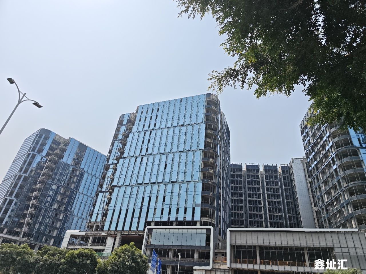 南太科技中心办公室出售，南太科技中心买办公室，宝安买办公室，深圳买办公室